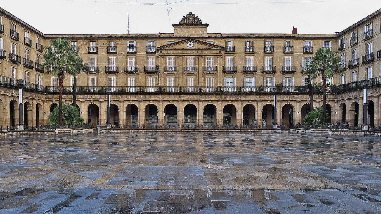 Plaza Nueva Habitaciones Bilbao Ngoại thất bức ảnh