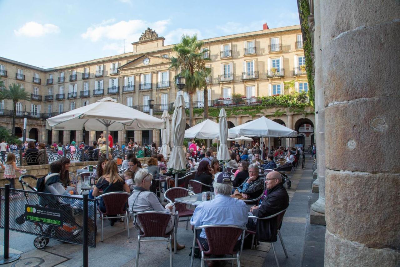 Plaza Nueva Habitaciones Bilbao Ngoại thất bức ảnh